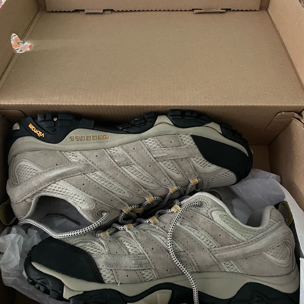 Brand new merrell hiking shoes